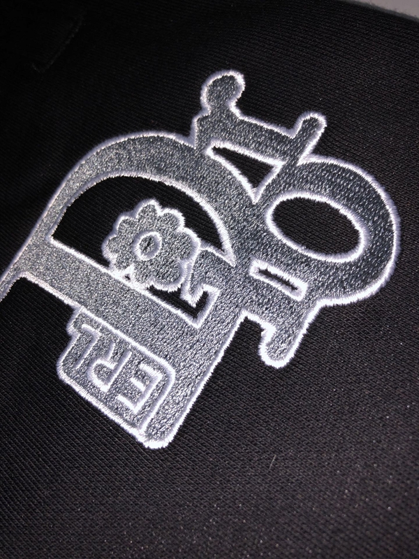 ブランドハーフパンツ側面デザイン